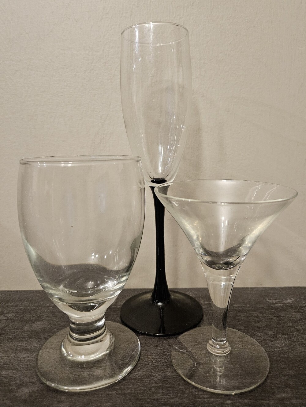 VTG Mixed Barware Glass Bundle Of 3 - (Goblet, Black Stem Flute, Martini Glass)